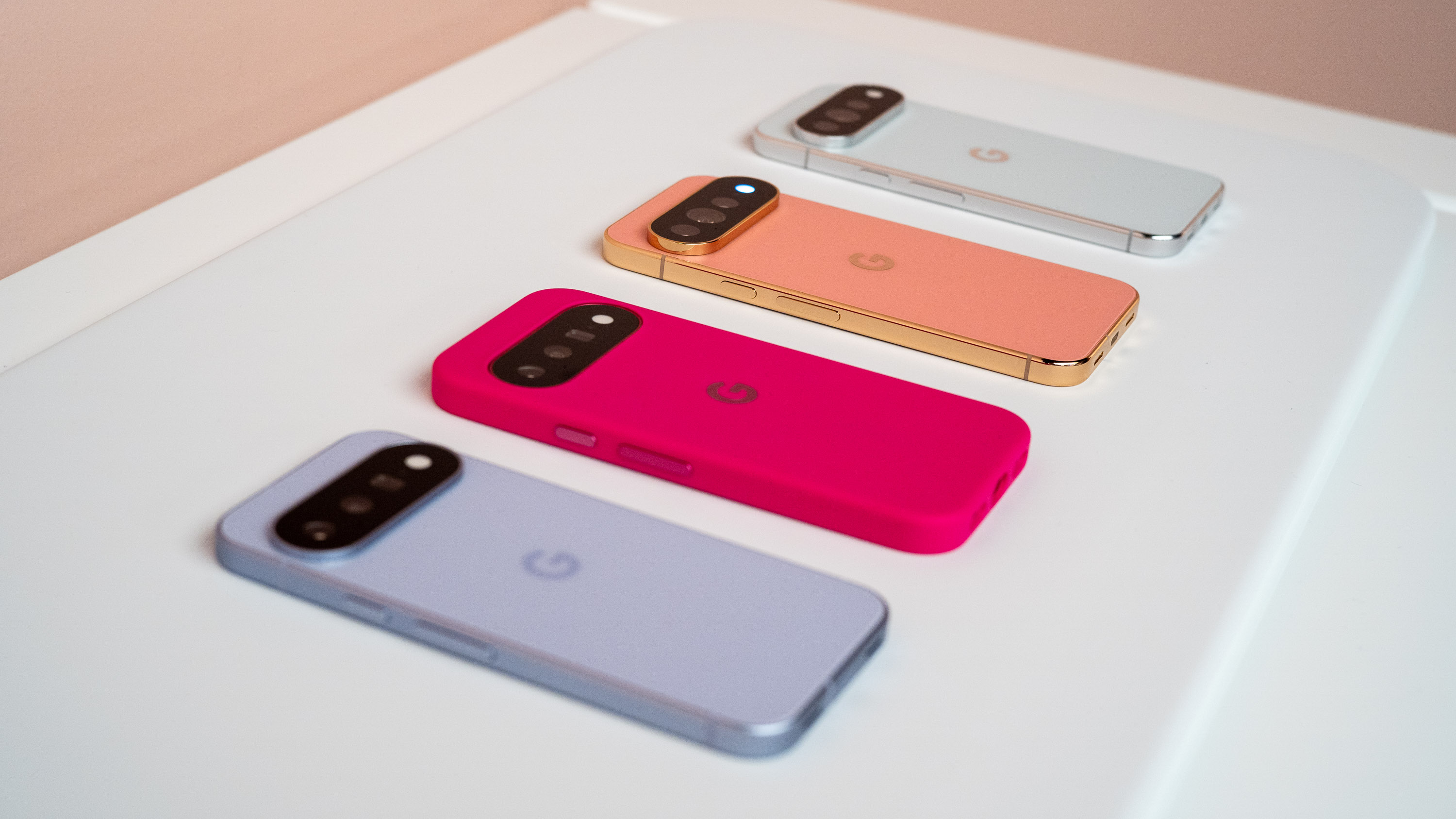 Pixel 11 vs 11 Pro vs 11 Pro XL: Unboxing, Review, and Comparison (2026)