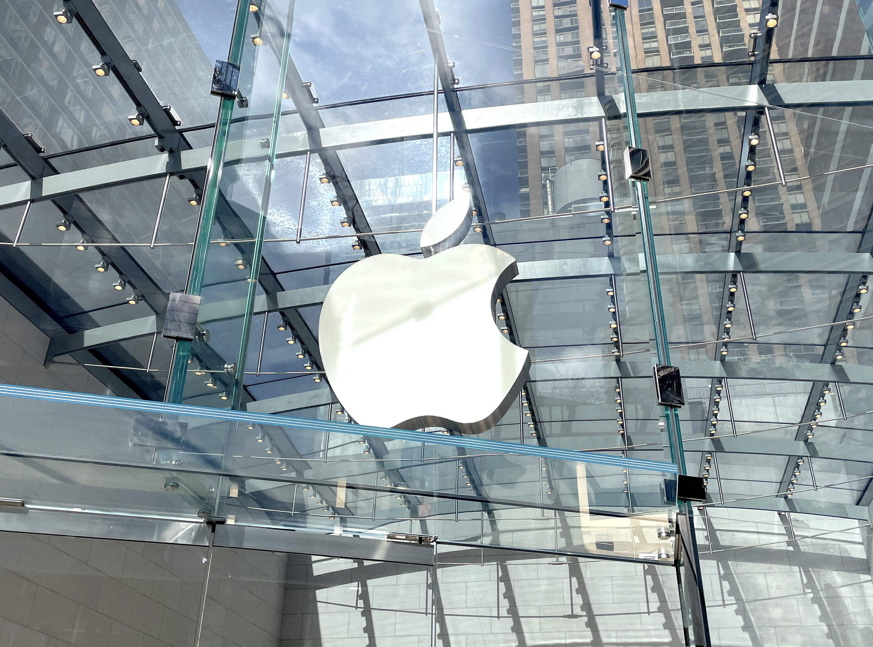 iPhone Dreams SHATTERED? Analyst Reveals All-Glass iPhone Cancellation! (2026)