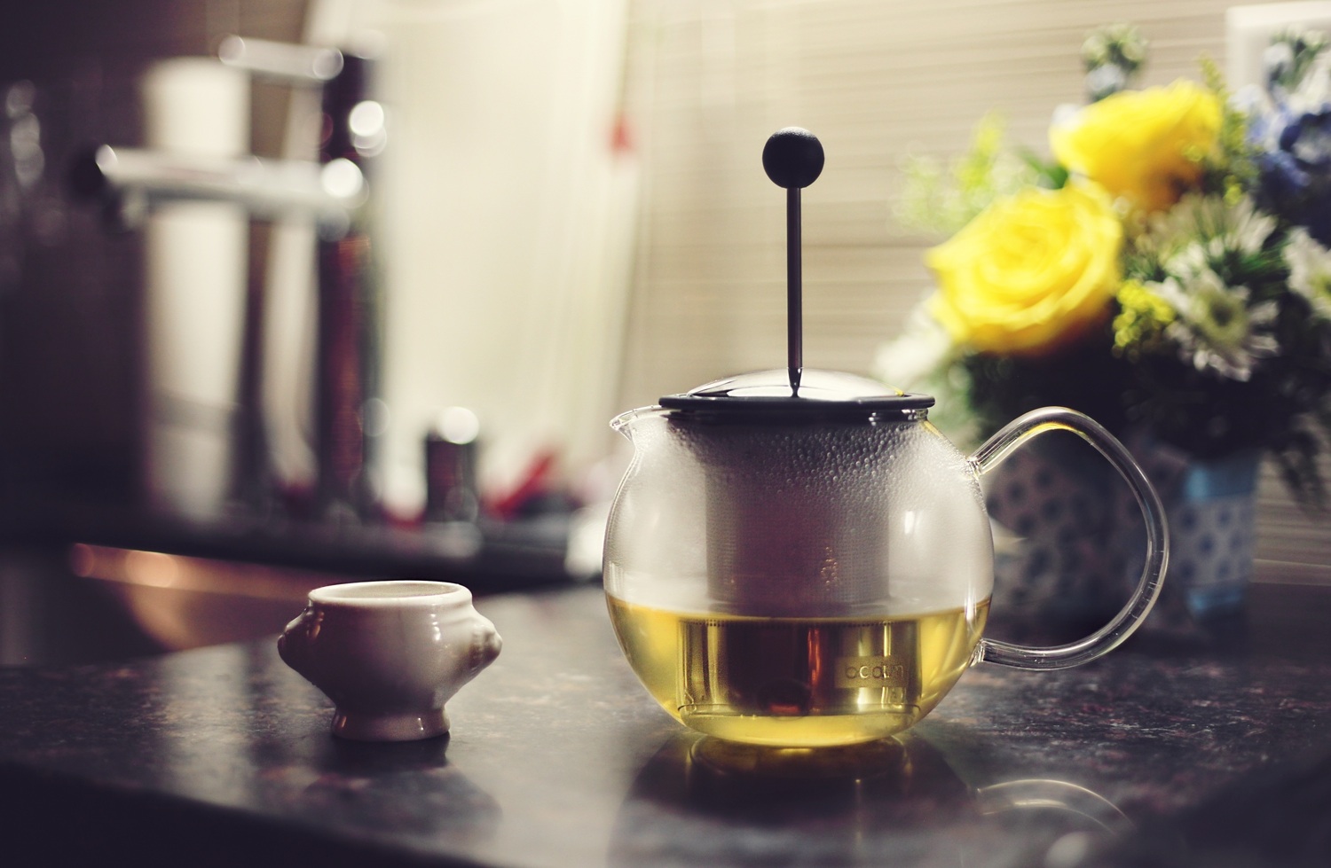 green tea caffeine brew