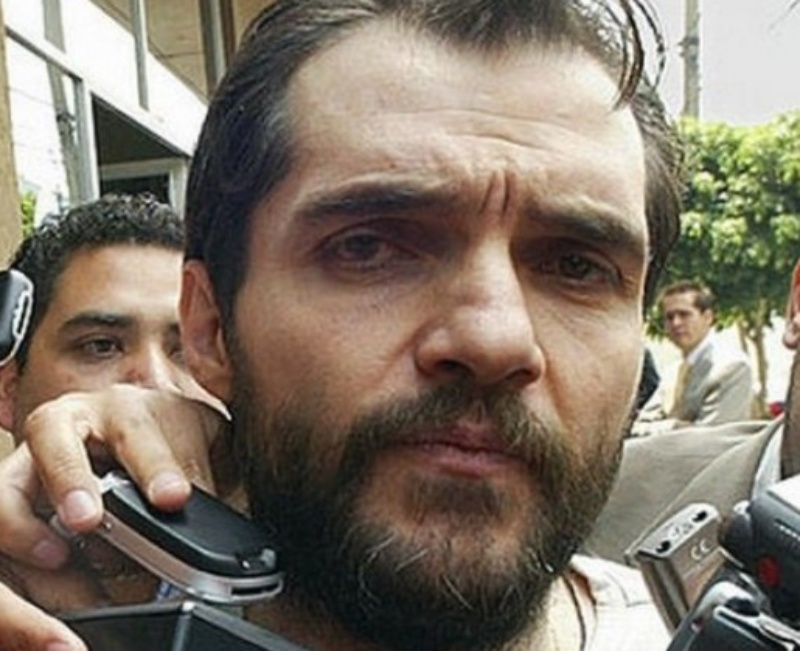 Carlos (surname), including a list of name holders; 4wtsi3q4iqhrlm