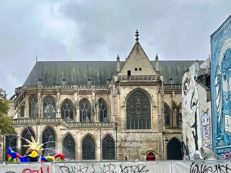 Saint-Merri next to Igor Stravinsky Plaza and Jeff Aerosol painting