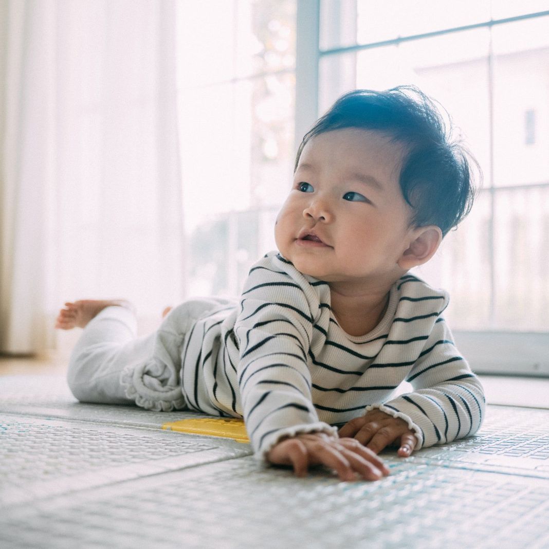 Tummy time enhances babies’ motor development