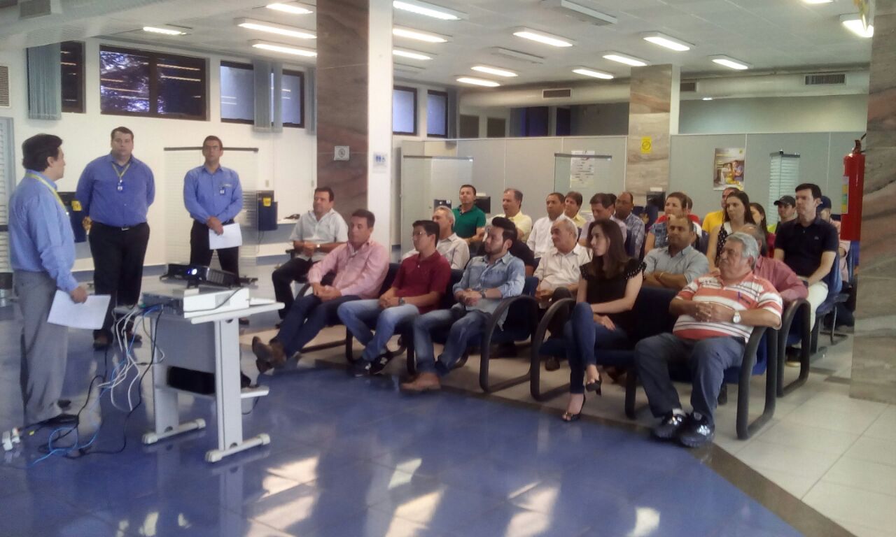Com a presença do prefeito eleito Izauri Banco do Brasil apresenta linha de credito diferenciada aos empresários