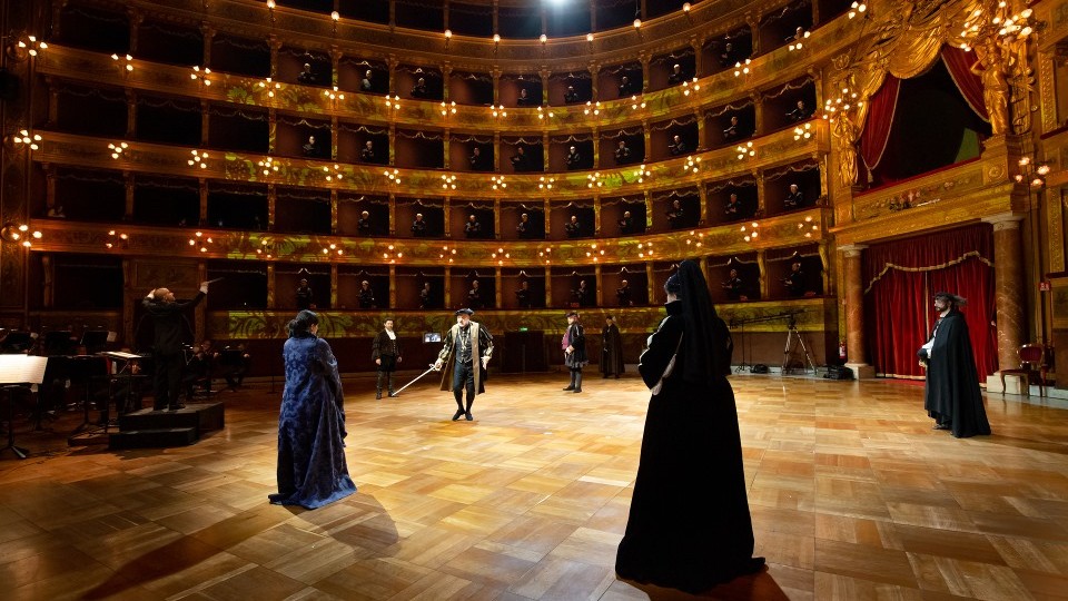 Massimo Di Palermo Ernani Di Verdi Va In Scena In Diretta Streaming Connessi All Opera