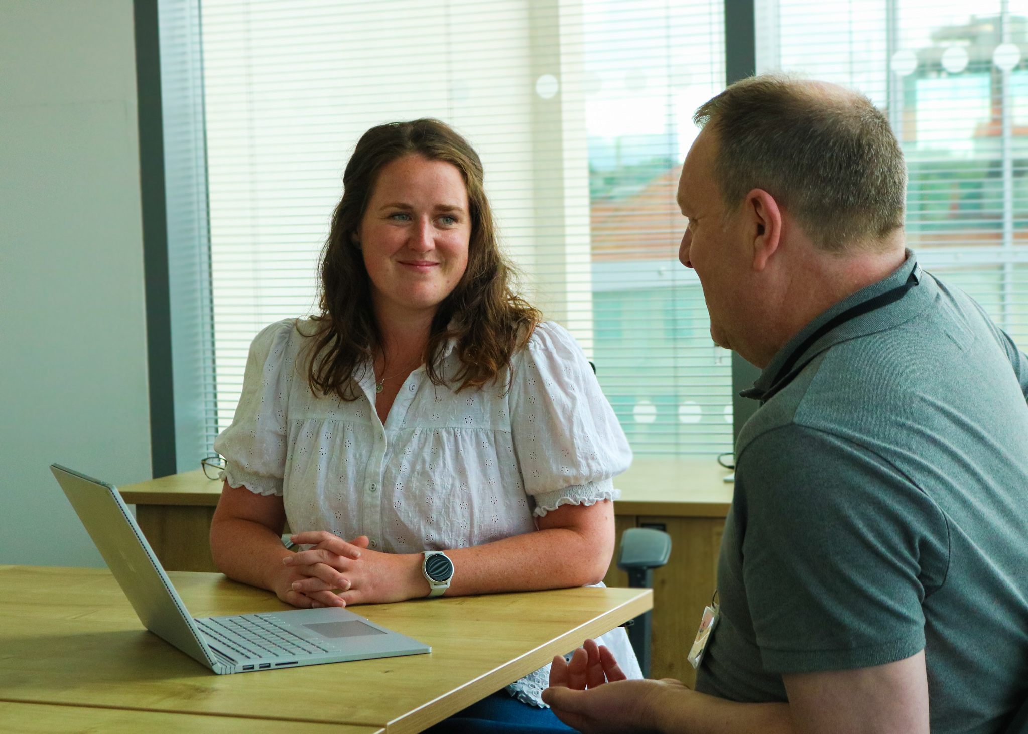 Price Benchmarking Home - Premium Dark Background Gallery - 4K