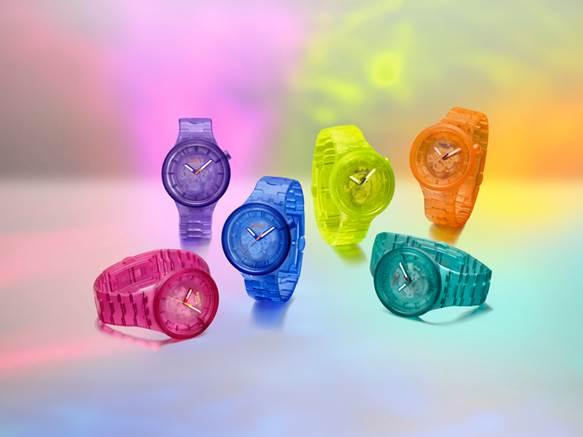 Swatch 推夏季新品 輕盈、透明 COLORS OF JOY 系列腕錶