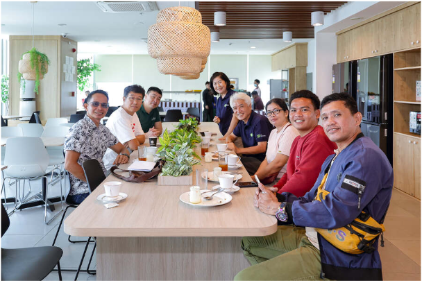 LG Awards "Life Saver on Wheels" Ambulance to Barangay Galalan