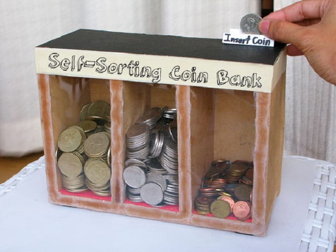 40 Cool Diy Piggy Banks For Kids Adults Cool Crafts