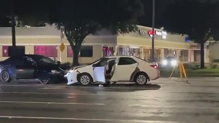 Lanes reopened after fatal crash on Southside Boulevard Lanes reopened after fatal crash on Southside Boulevard