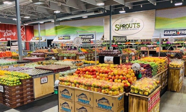 Expanding grocery chain opened a new store in Boca Raton Expanding grocery chain opened a new store in Boca Raton