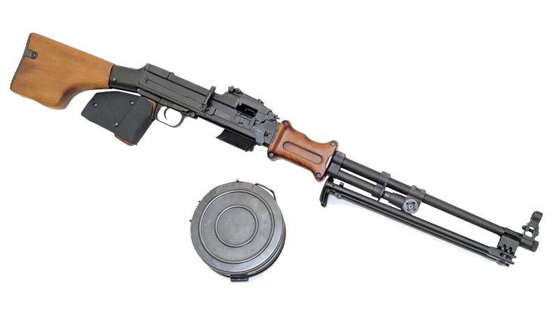 Featureless Rifle - Premium Sunset Picture Gallery - 4K