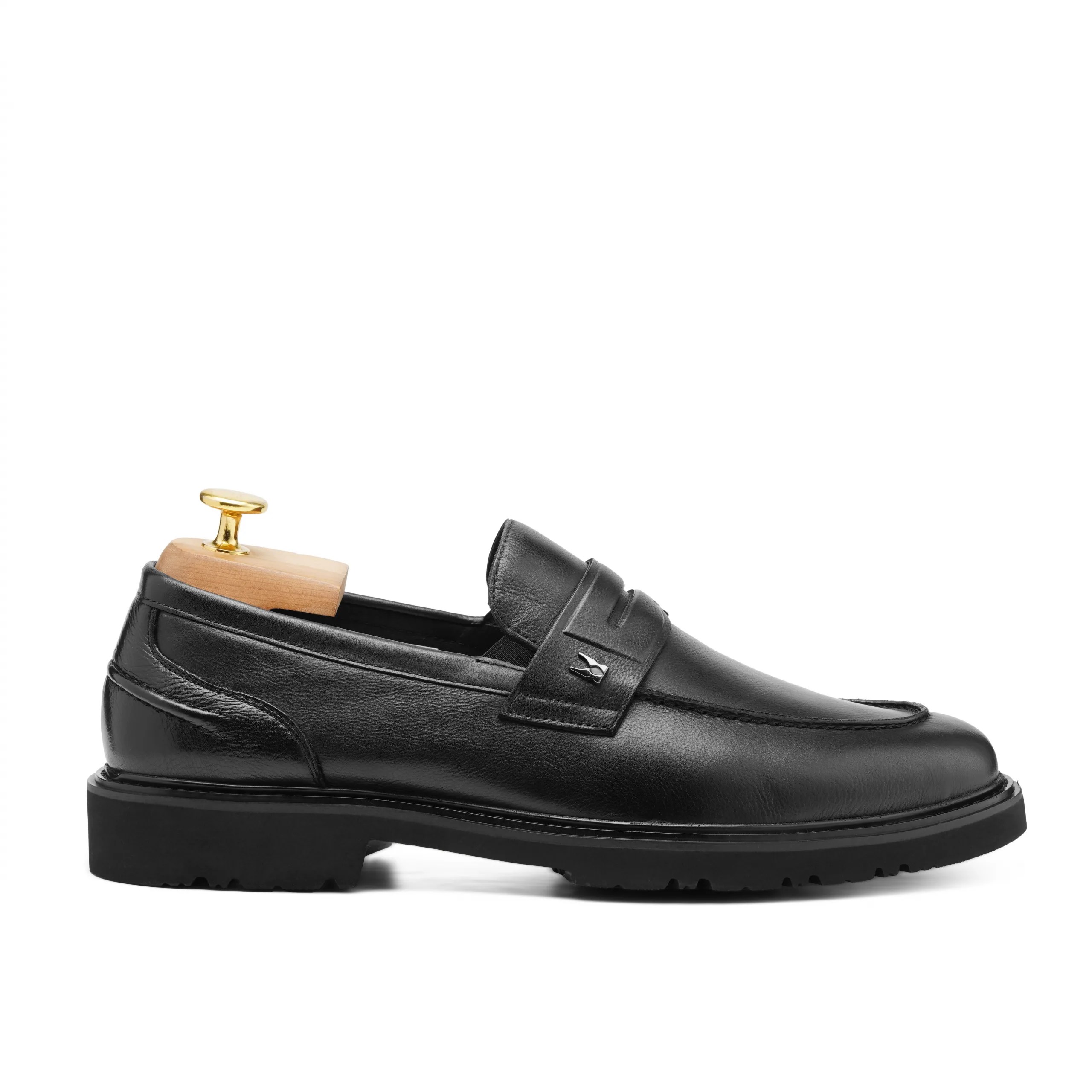 Ebon Black-colored calf leather shoes