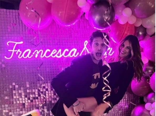 Valentino Rossi Gli Auguri Speciali Alla Fidanzata Francesca Buon Compleanno Amore Corriere It