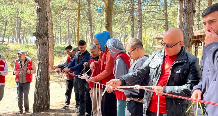 İHH’nın Doğada Arama Kurtarma Eğitimi Tamamlandı