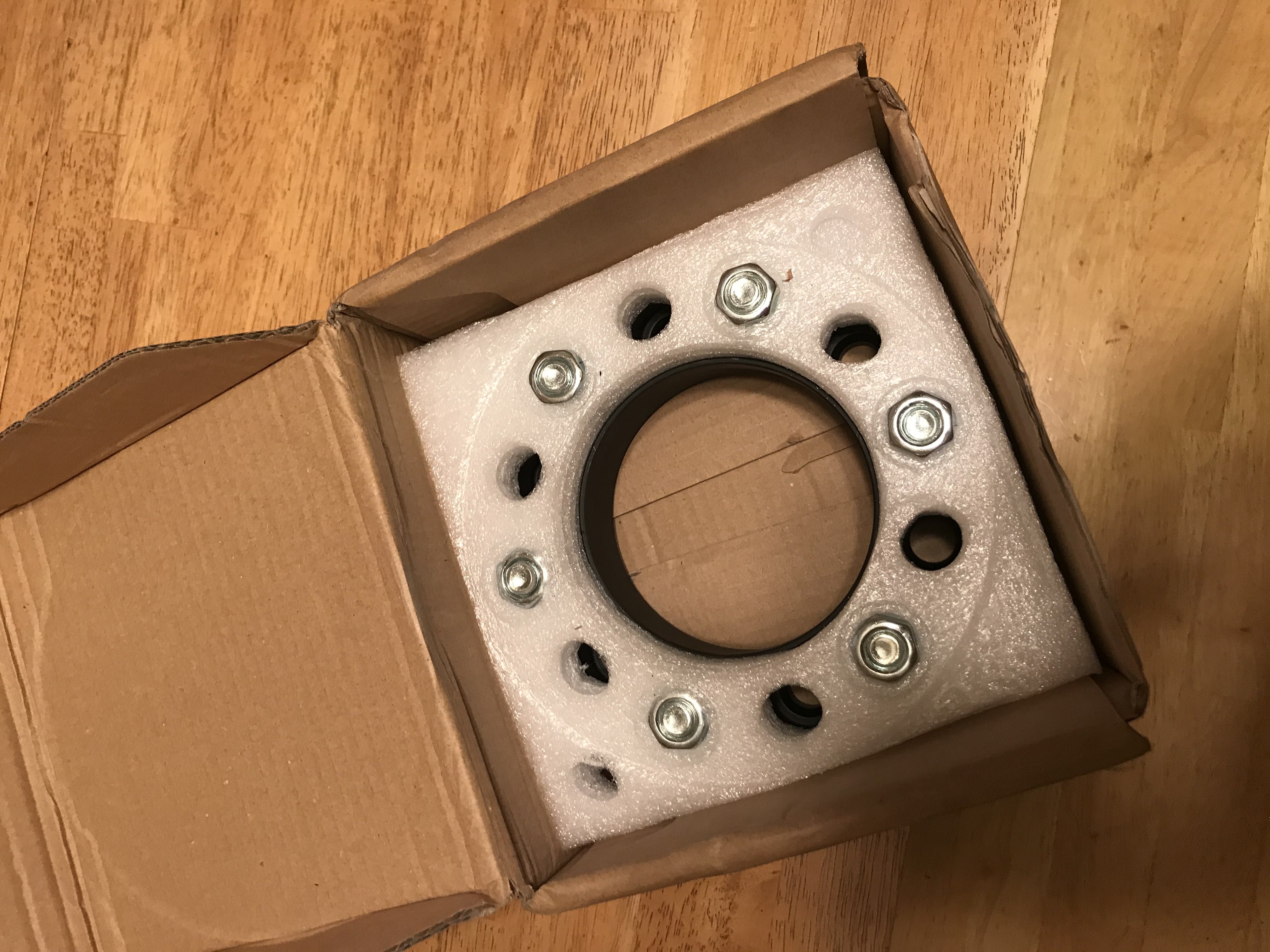 Toyota tacoma wheels spacers brand new !