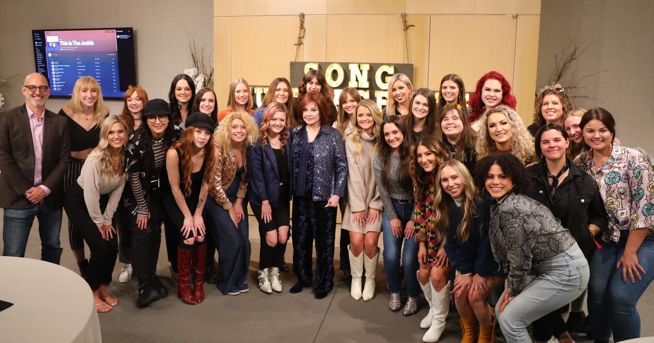 Naomi Judd Tops Song Suffragettes Summit