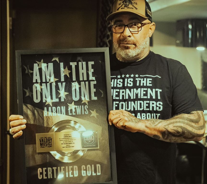 Double Whammy: Aaron Lewis’ “Am I The Only One” Certified Gold + New STAIND Single Hits No. 1