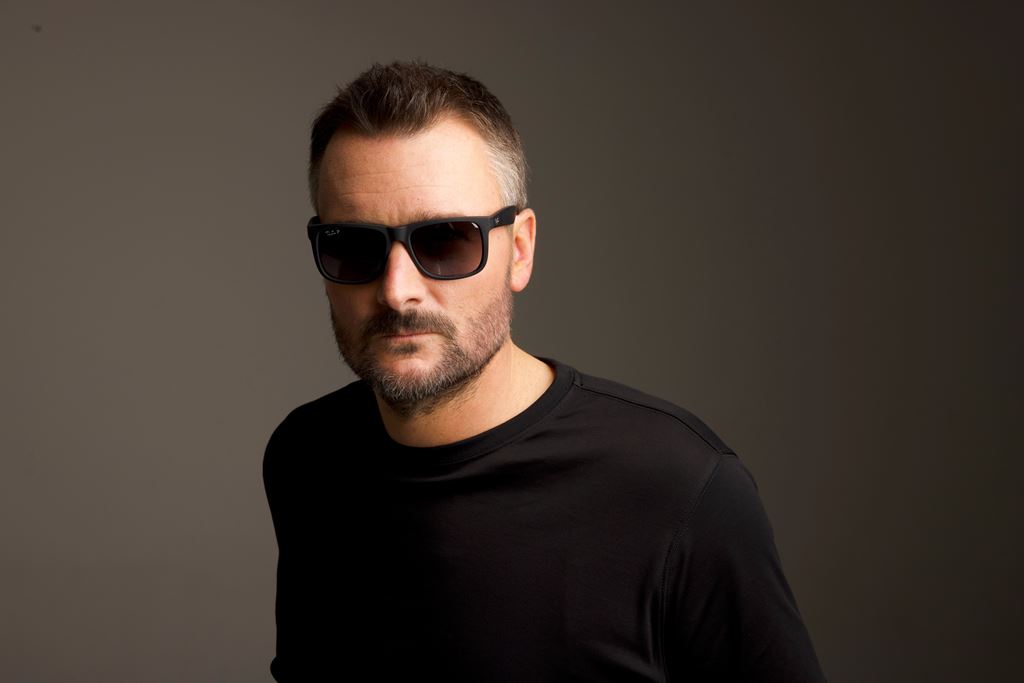Eric Church Gives Chief’s Building to His Fans