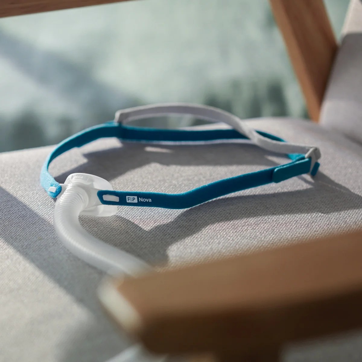 fisher_paykel_nova_micro_nasal_pillow_cpap_mask_cpap_store-abu-dhabi-al-marjan-dubai