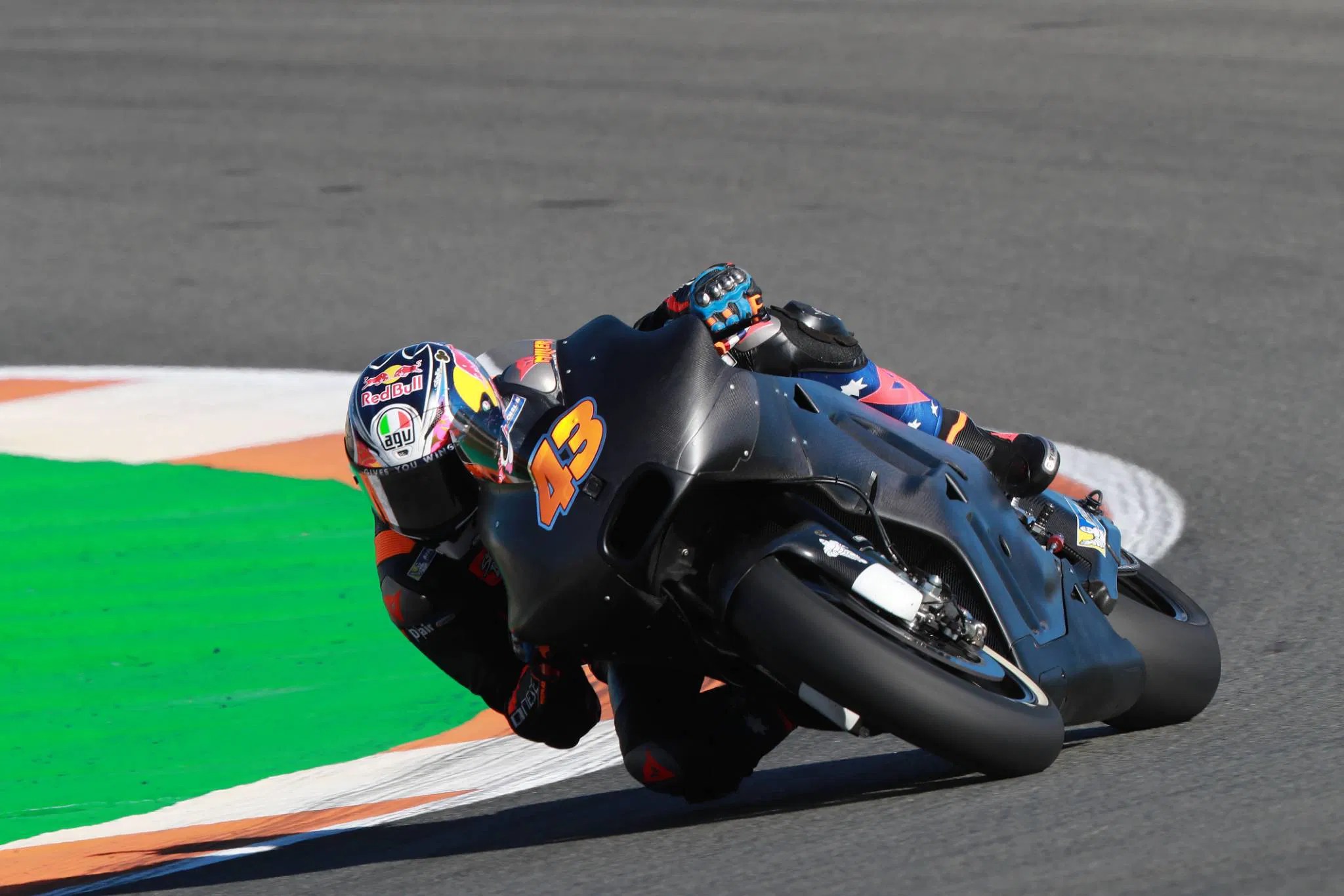 Valencia Motogp Test Miller Having A Lot Of Fun On Ducati