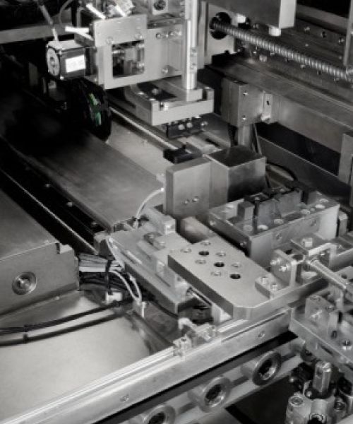 Manufacturingexcellence Precisionengineering Innovationinaction - Artistic Dark Background - Desktop