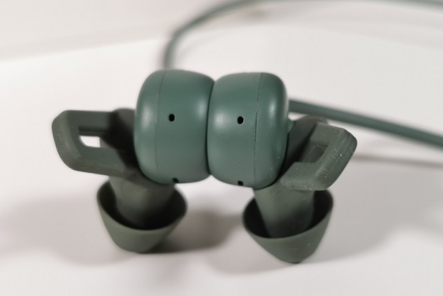 Huawei FreeLace Pro -EarBuds with magnetic sensor to disconnect Bluetooth from your connected device and save battery