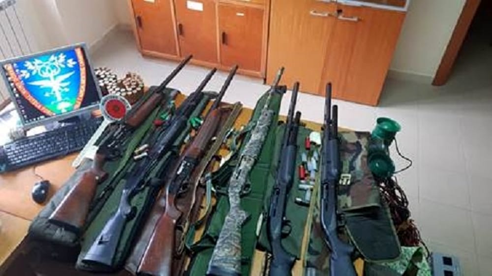 Maxi operazione contro i bracconieri, sequestrato un arsenale: denunciati in sei