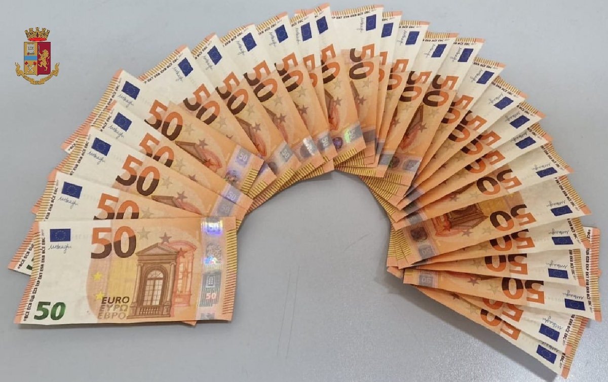 Arezzo, fermati con 30.000 euro in banconote false: arrestati due napoletani