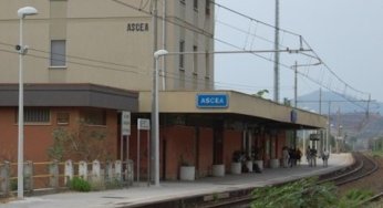 Ascea, investito dal treno muore giovane indiano