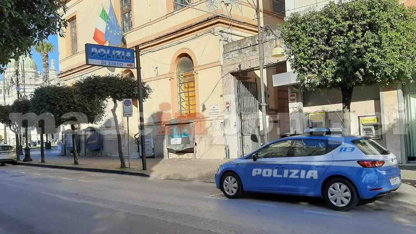 Tentata rapina a Pompei: 2 arresti per aggressione ad anziana Tentata rapina a Pompei: 2 arresti per aggressione ad anziana