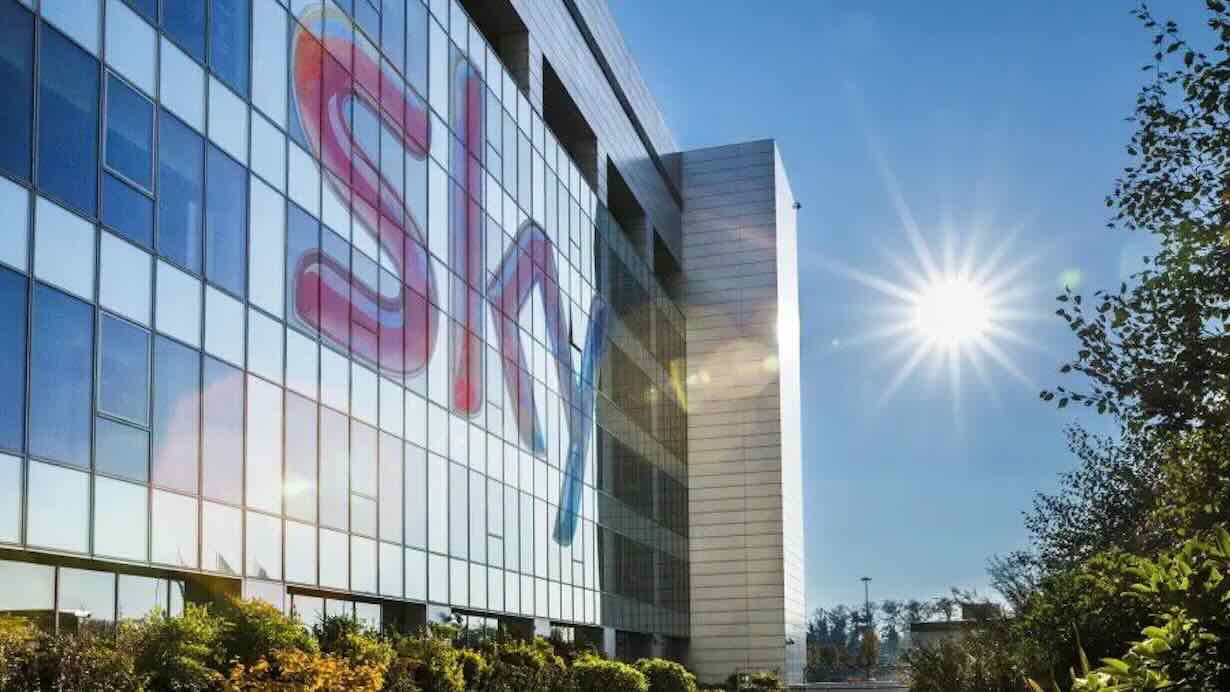 Antitrust sanziona Sky Italia per offerte ingannevoli, multando 3,2 milioni a tutela degli abbonati