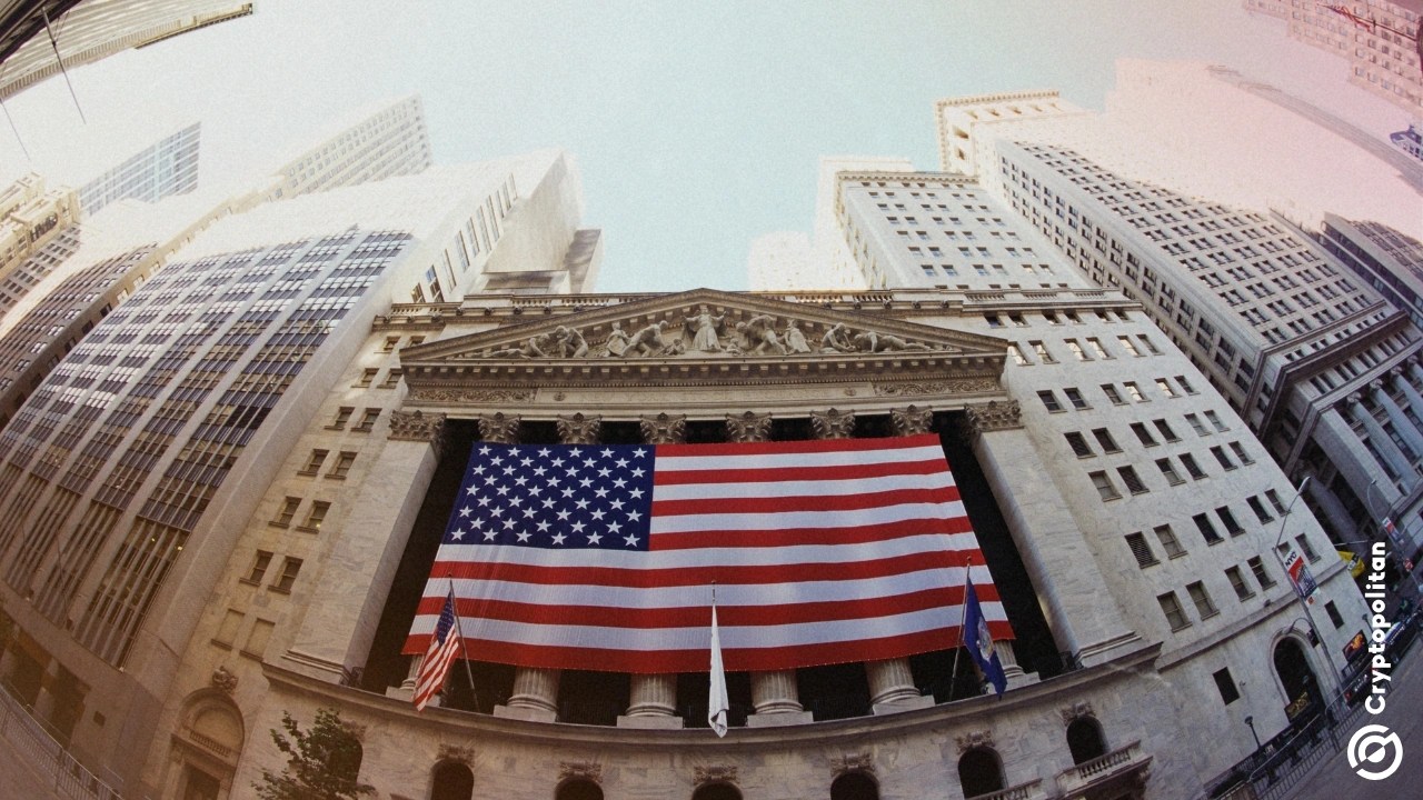 Wall Street sticks with mid-curve Treasuries as Fed path stays murky