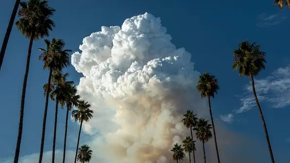 Fire R Cloudproud - Premium Dark Pattern Gallery - Retina