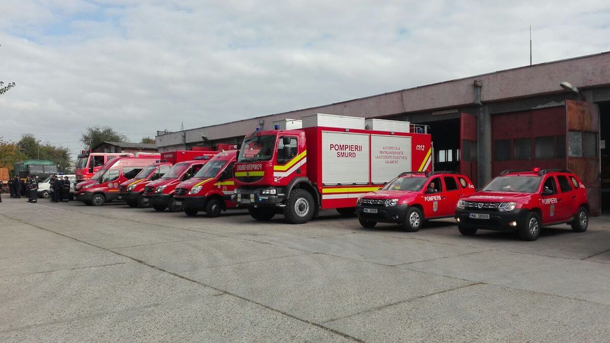 Forțele ISU Dobrogea care participă la exercițiul de la București