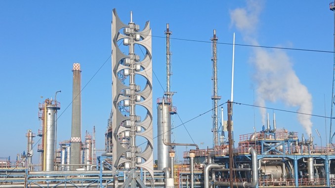Sirena sistemului de alarmare de la Rafinăria Petromidia. FOTO Rompetrol