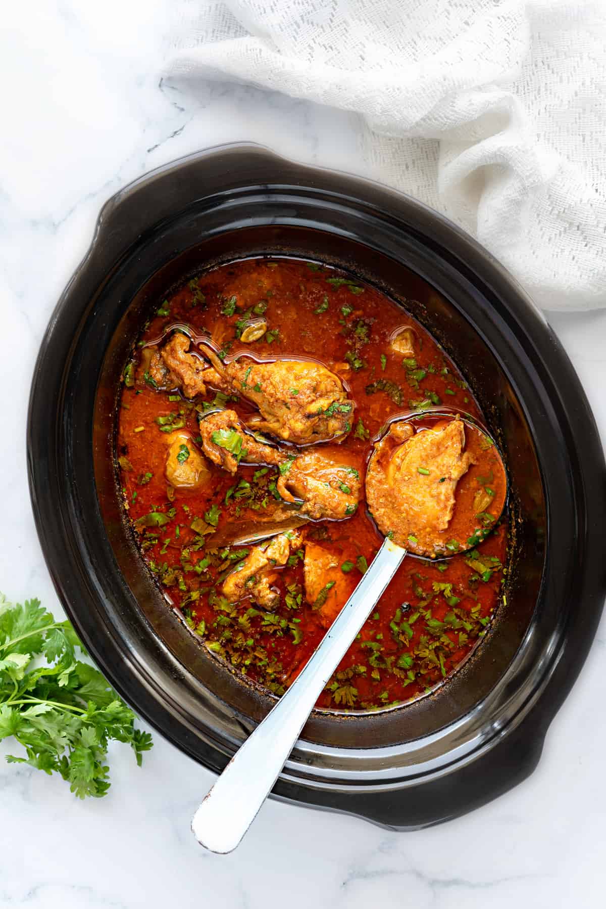 Slow cooker chicken curry recipe (video)