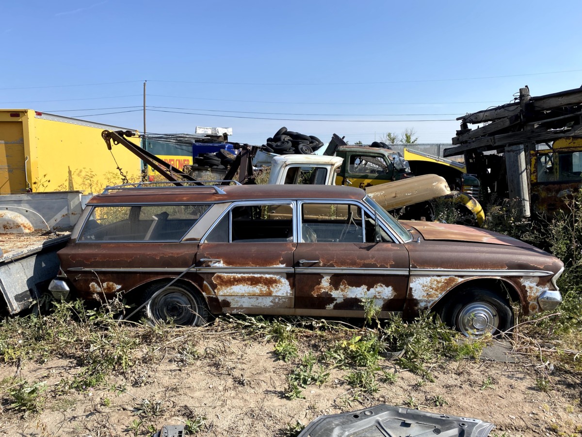 Junkyard Heirloom Gallery: 1963 Rambler Classic Six 770 Cross