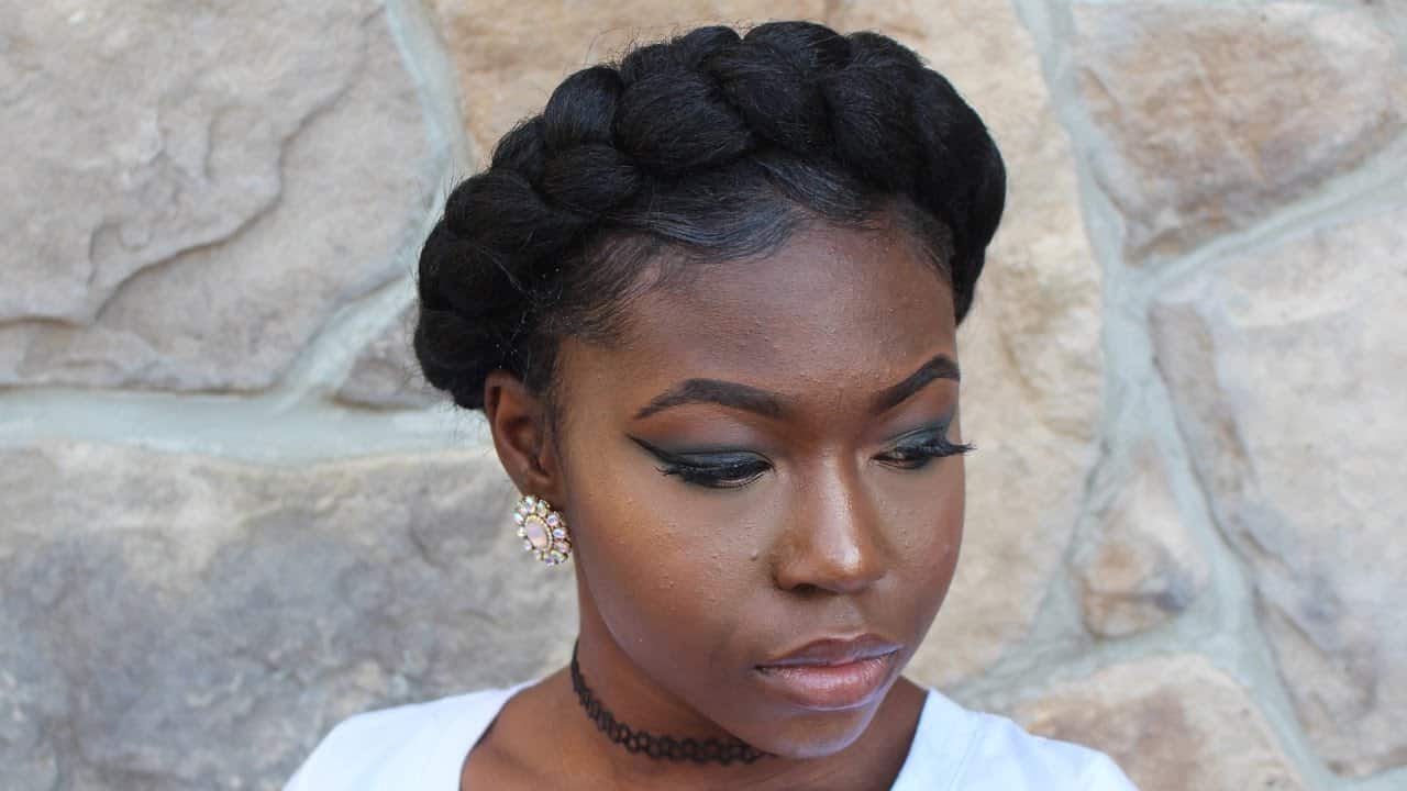 Beautiful goddess crown braid natural hair styles hair . How To Do A Halo Braid On Natural Hair Step By Step Diy Tutorial