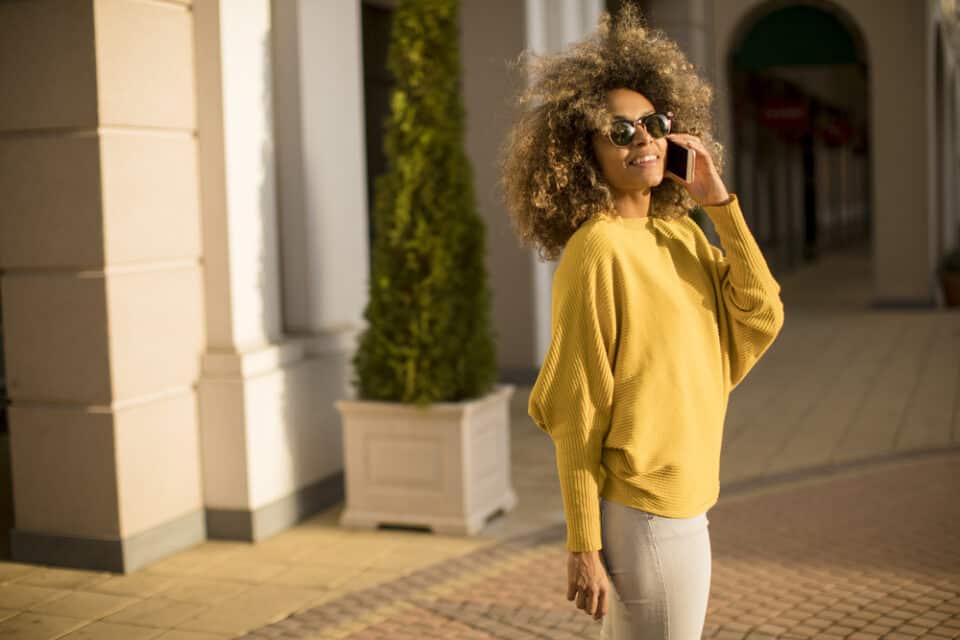 Is l'oréal hicolor damaging? will it damage my hair?