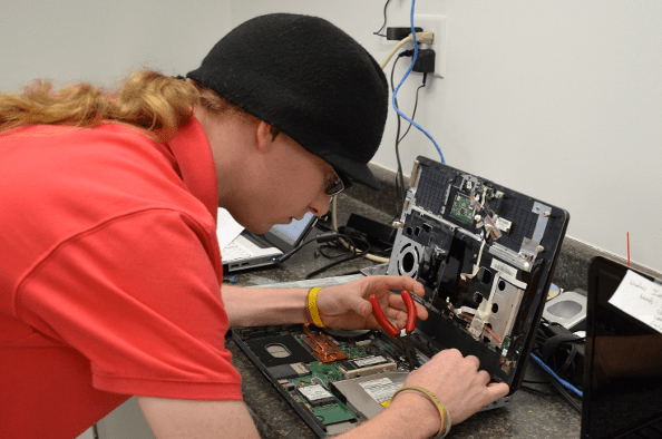 Cbpc custom-builtpcs.com