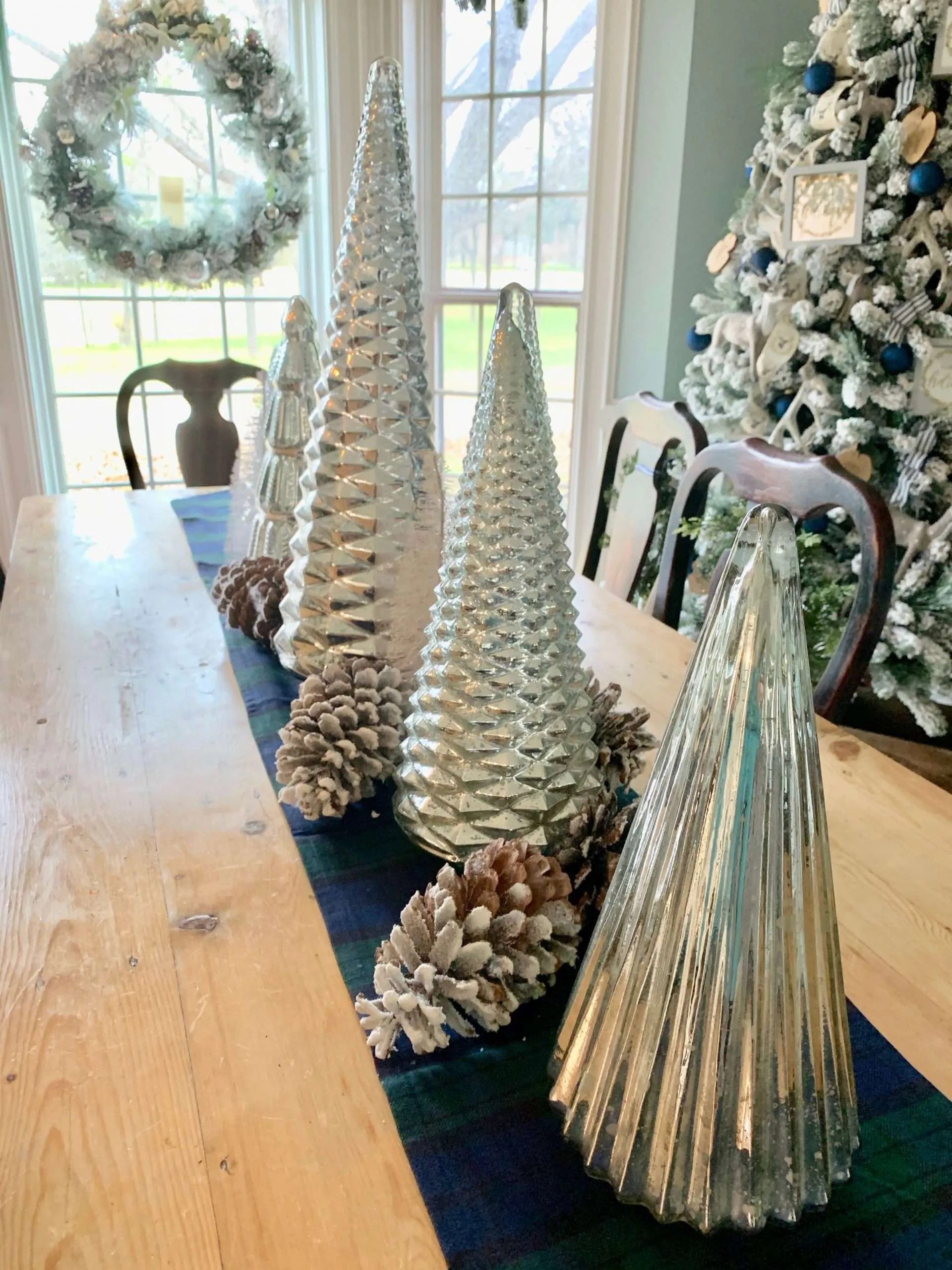 christmastablescape