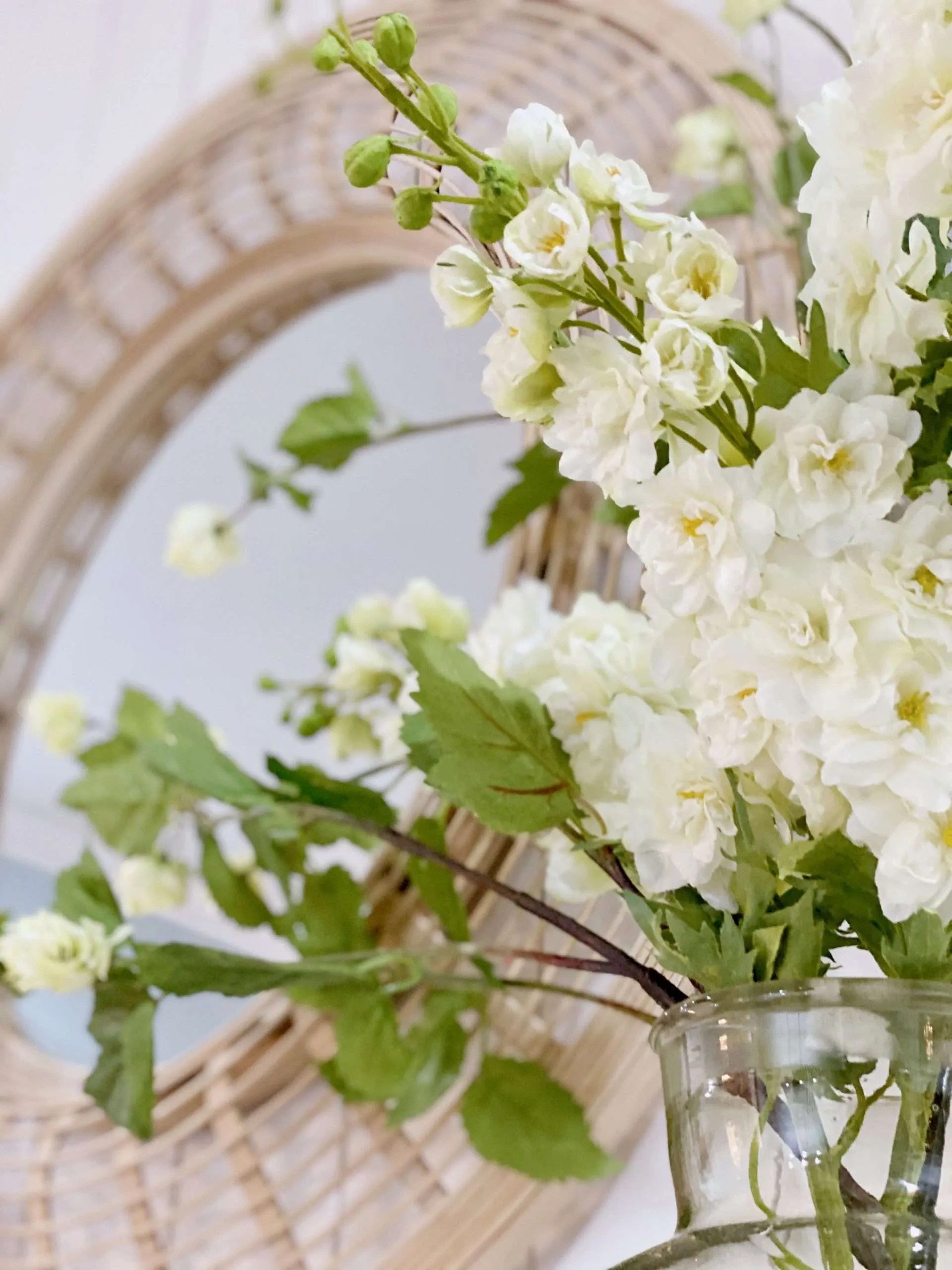 howtodecorateamantle