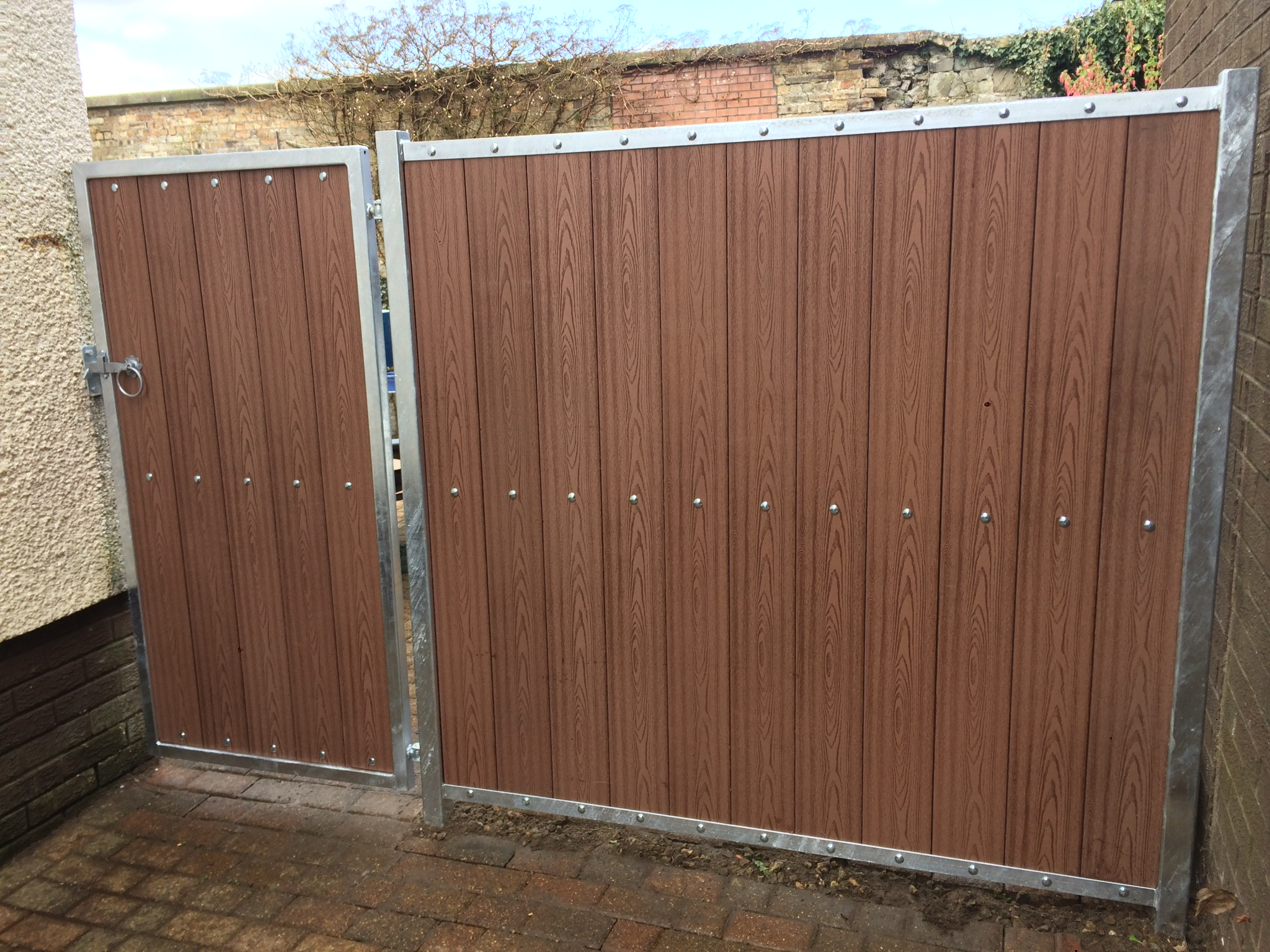 Galvanised composite side gate and panel (1) DAIN ART IRON