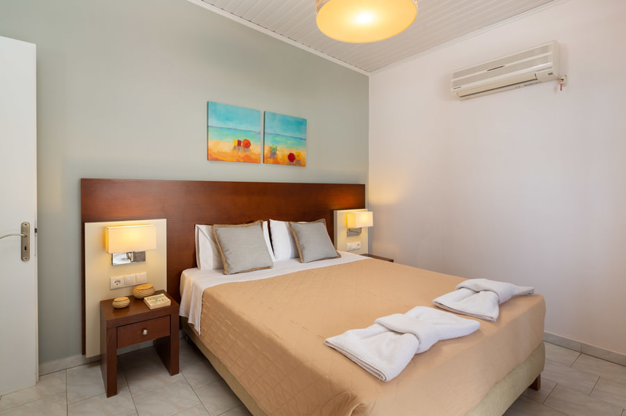 Twin Double Bedroom Dandidis