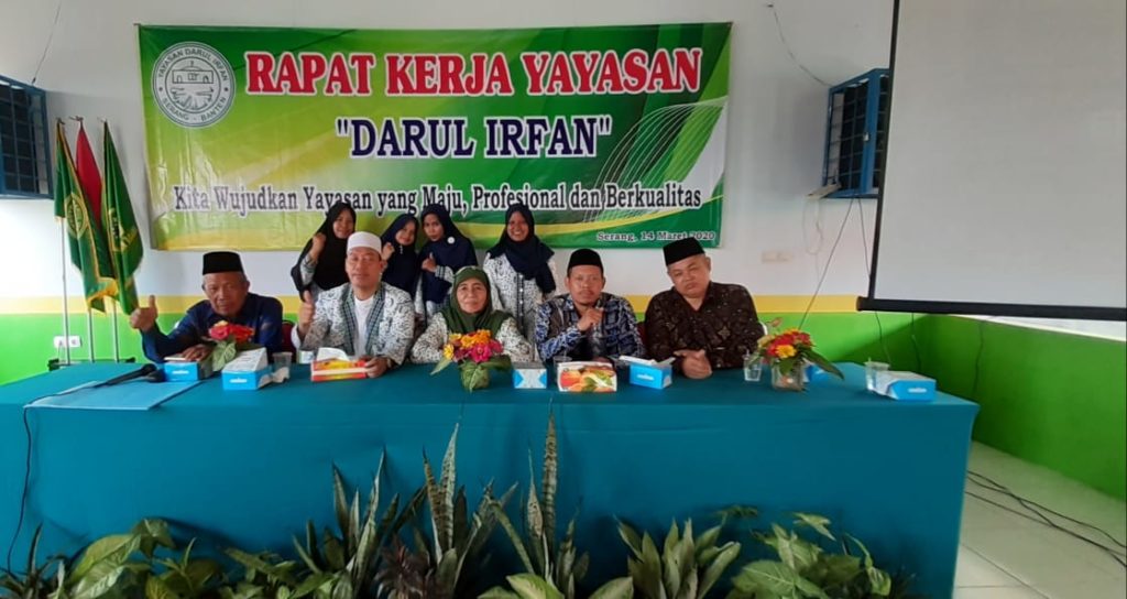 Rapat kerja tersebut membahas tentang laporan keuangan kementerian. Pembukaan Raker Yayasan Darul Irfan Tahun 2020 Berlangsung Khidmat Yayasan Darul Irfan Banten
