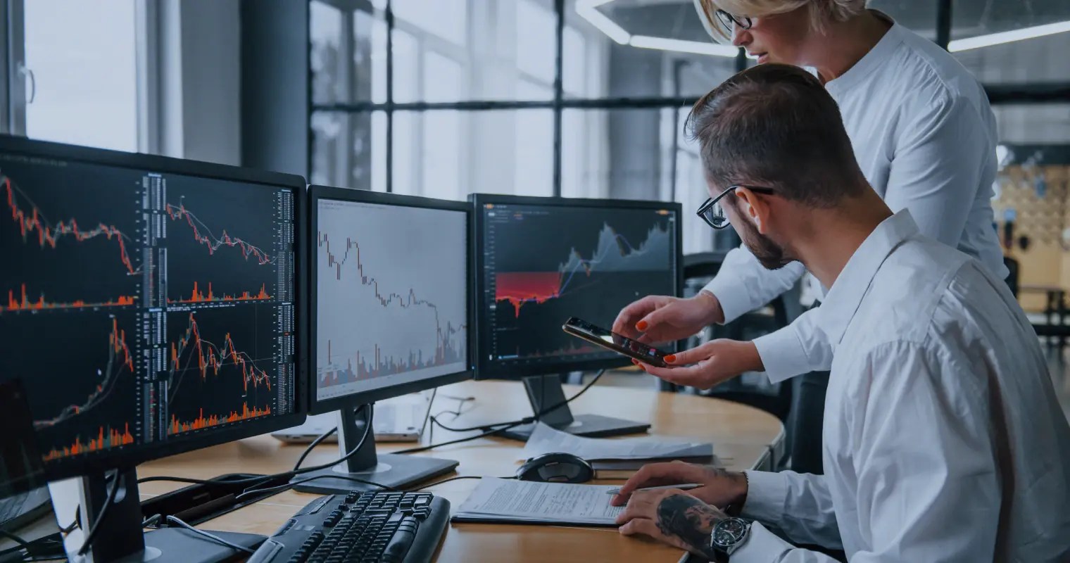 Data Security Risks That Your Business Needs To Address - 4K Landscape Illustrations for Desktop