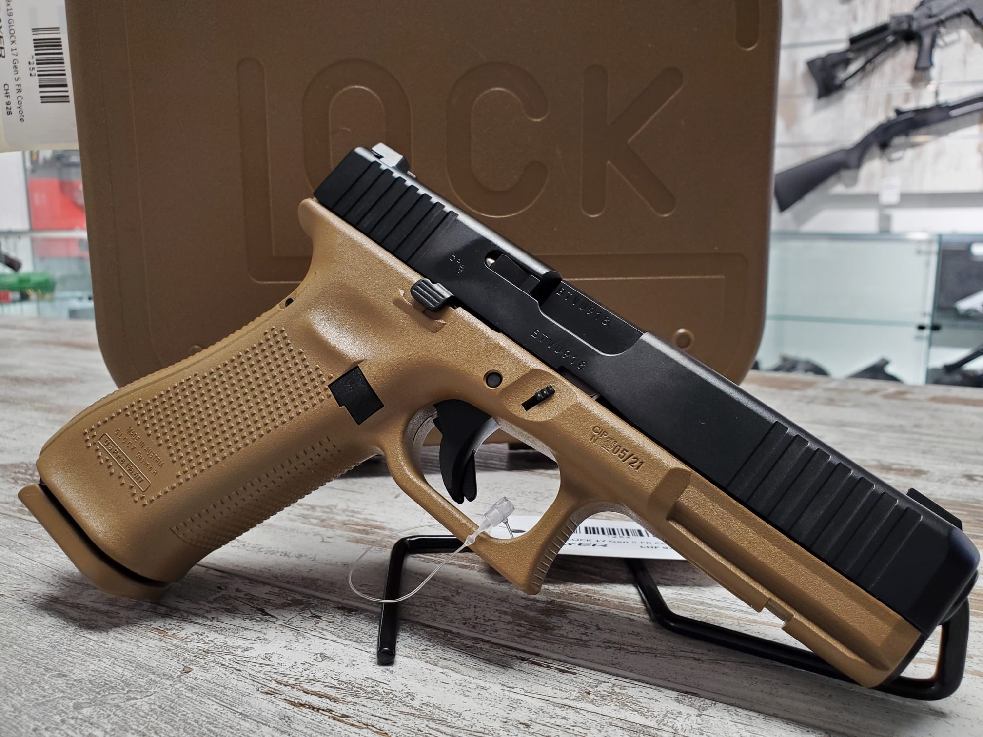 Weble glock 17 gen 5 fr coyote armée française : Pistolet GLOCK 17 Gen 5 9x19 FR Coyote - Dayer armes