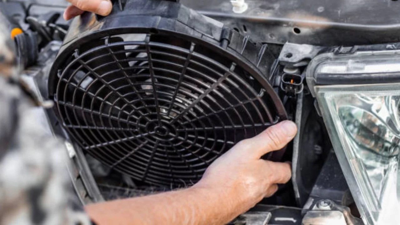 Radiator Fan Not Working When AC Is On