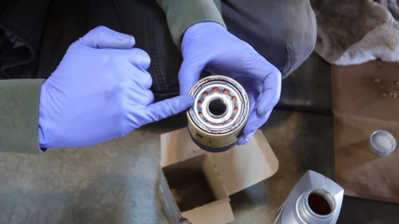 How Tight Should An Oil Filter Be