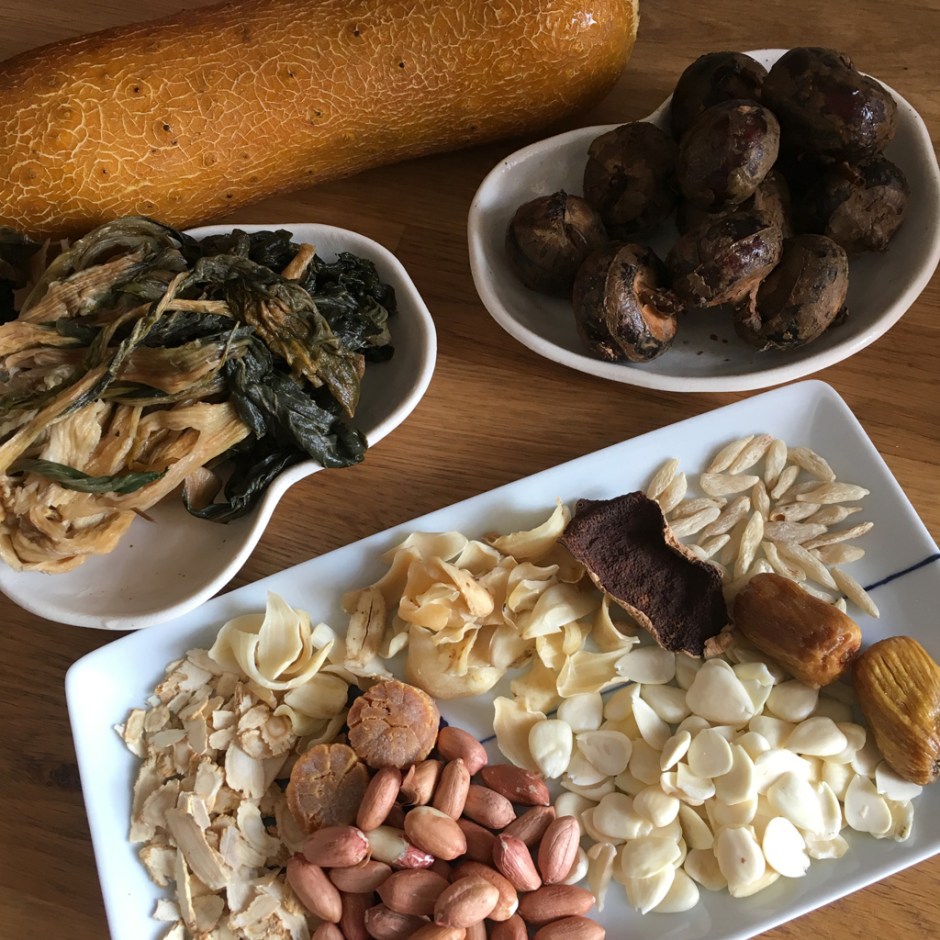 夏天湯水 清熱花旗參湯 夏天湯水 清熱花旗參湯